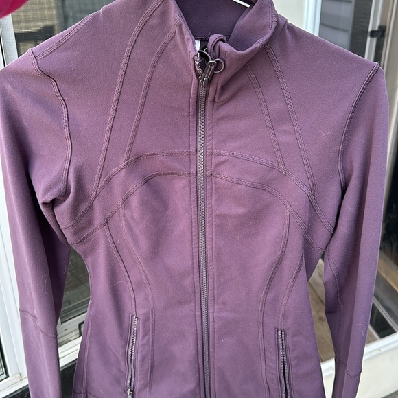 SOLD Lululemon Running jacket - Picture 9 of 9